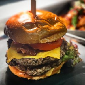 bigfoodtruck-burger1